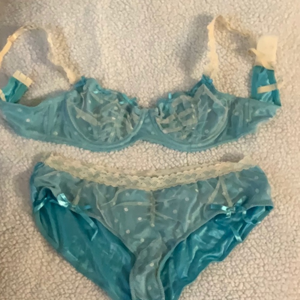 Bra and panty set